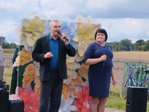 «Сваёй вуліцы я нізка пакланюся»