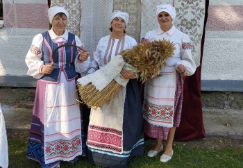 Фольклорно-музыкальная программа «Дожинки»