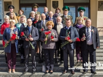 &quot;Гадзіна памяці” і “Ад помніка да помніка”