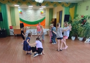 Конкурсно-игровая программа &quot;Улыбнись детвора&quot;
