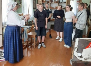 Экскурсия по этнографической экспозиции &quot;Адкуль нашы карані&quot;