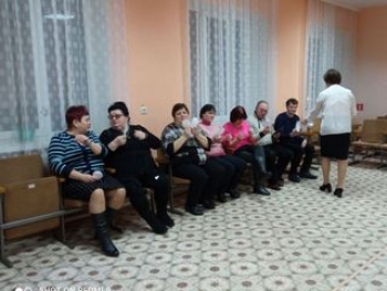 «Опять мы вместе собрались»