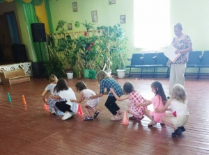 Cпортивно-игровая программа &quot;Манит нас весёлый двор&quot;