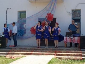 «В моей судьбе ты стала главной, родная улица моя…»