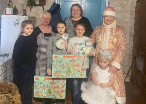 Специалисты Жодишковского Дома культуры поздравили детей из семьи Кравцовых в рамках акции «Наши дети»